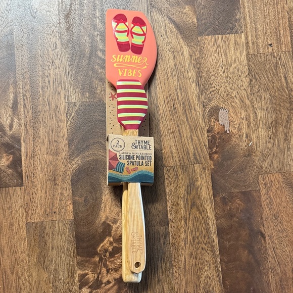 Starfish Design Wooden Handle Spatula - Picture 1 of 3